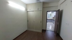 Room in 3 BHK Apartment at BPTP Parkland Pride, Sector 77 – for Rent
