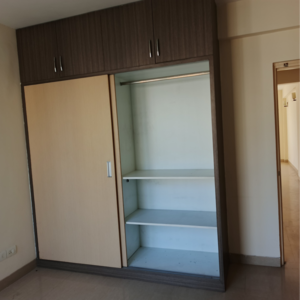 Room in 3.5 BHK Apartment at Emaar Emerald Floors Premier, Sector 65 – for Rent