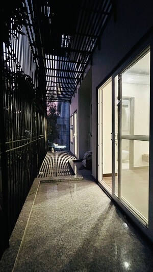 Building Lobby in 3 BHK Builder Floor at Palam Vihar – for Rent