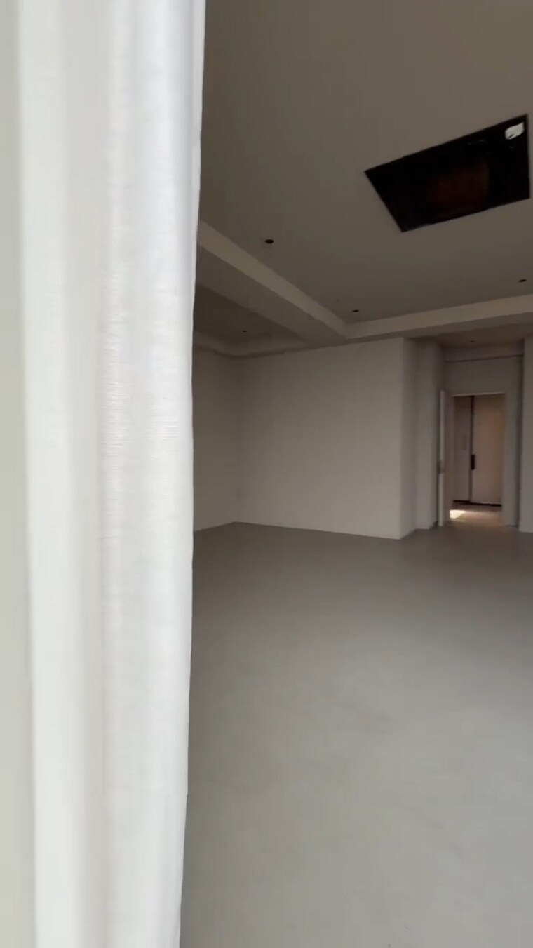 Room, rustomjee-seasons 6 Bedroom 4750 Sq.Ft. Penthouse In Bandra East Mumbai 10039713