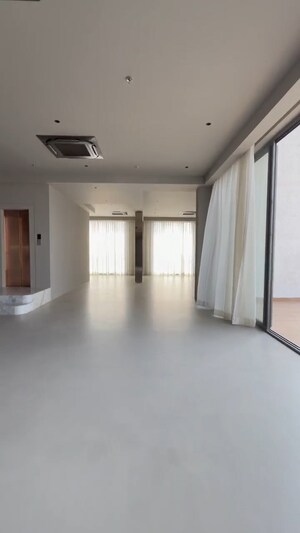 Room in 6 BHK Penthouse at Rustomjee Seasons, Bandra East – for Sale