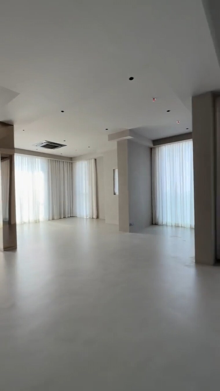 Room, rustomjee-seasons 6 Bedroom 4750 Sq.Ft. Penthouse In Bandra East Mumbai 10039713