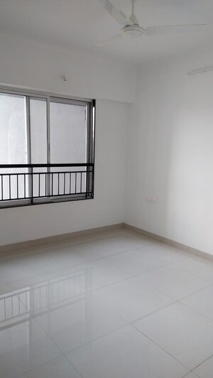 Room in 1 BHK Apartment at Sayba Arcadia, Kurla – for Rent