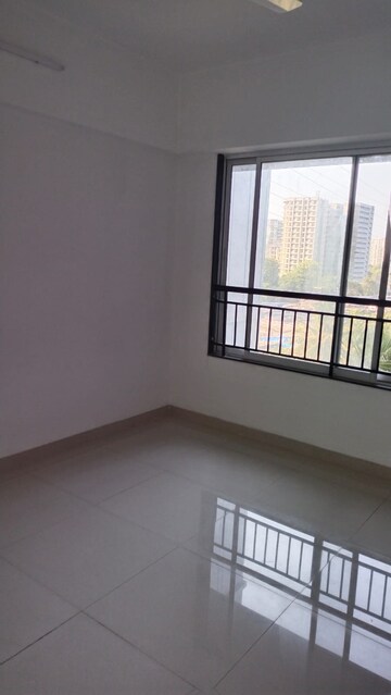 Room in 1 BHK Apartment at Sayba Arcadia, Kurla – for Rent