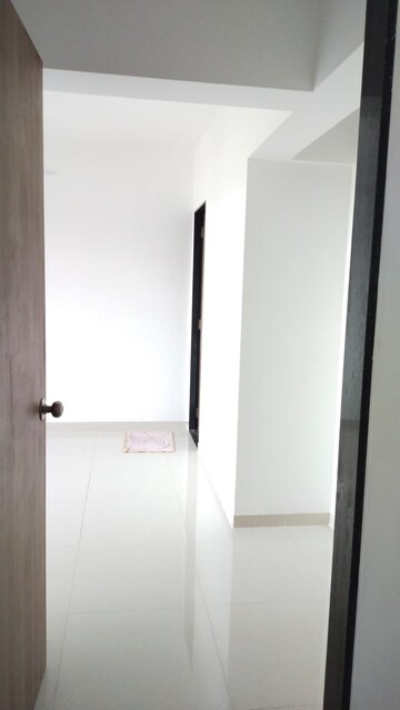 Room in 1 BHK Apartment at Sayba Arcadia, Kurla – for Rent