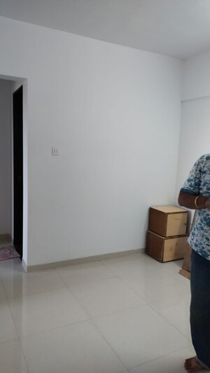 Furnished Amenities in 1 BHK Apartment at Sayba Arcadia, Kurla – for Rent