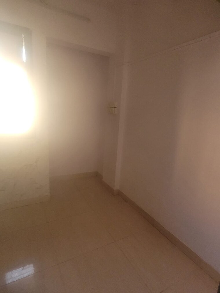 Room, ghodbunder road 1 Bedroom 575 Sq.Ft. Apartment In Ghodbunder Road Thane 10043317
