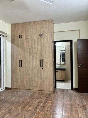 Room in 3 BHK Apartment at Ansal Height 86, Sector 86 – for Rent