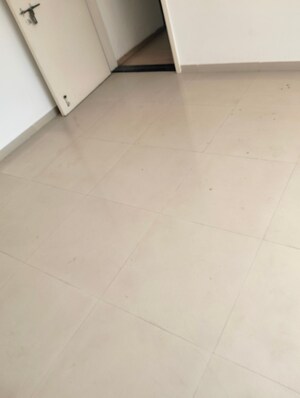 Room in 3 BHK Apartment at Mittal Life Park, Mohammadwadi – for Rent