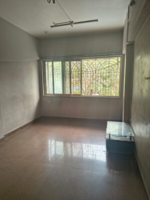 Room in 2 BHK Independent House at Kurla East – for Rent