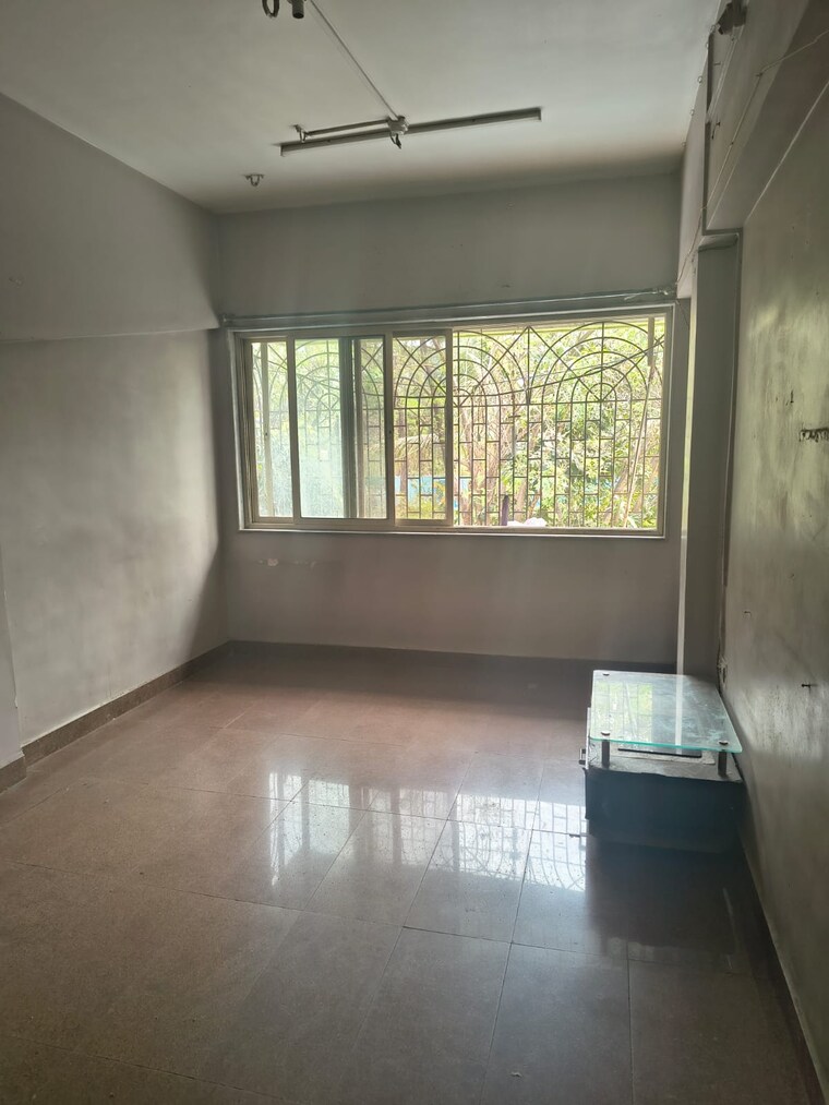Room, kurla east 2 Bedroom 900 Sq.Ft. Independent House In Kurla East Mumbai 10043337