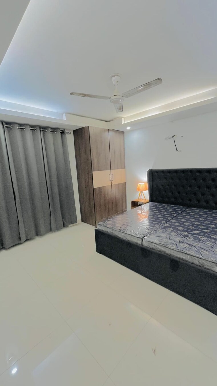 Bedroom, gupta-awas 3 Bedroom 1650 Sq.Ft. Builder Floor In Sector 43 Gurgaon 10043368