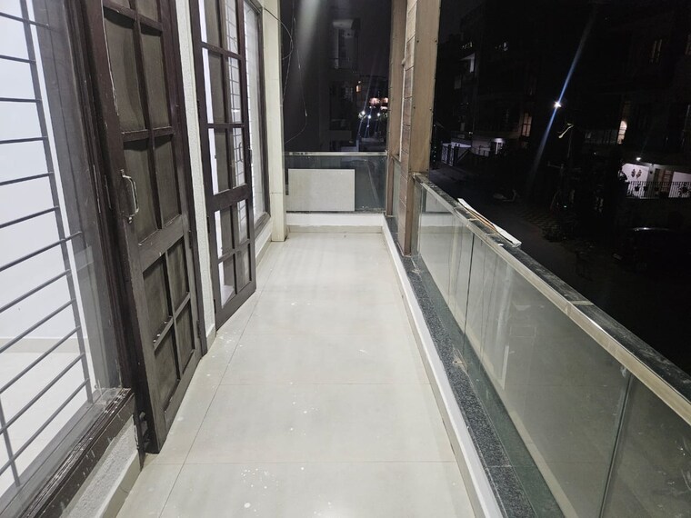 Balcony, sunstar-floors 2 Bedroom 1150 Sq.Ft. Builder Floor In Sector 51 Gurgaon 10043379