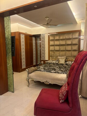 Bedroom in 5 BHK Apartment at Lodha Paradise, Majiwada – for Sale