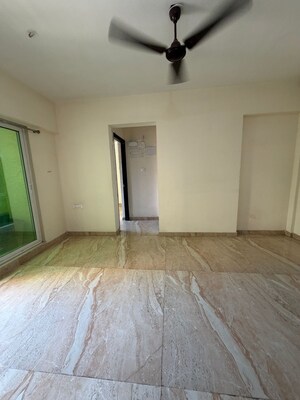Room in 1 BHK Apartment at Siddhi Highland Springs, Dhokali – for Sale