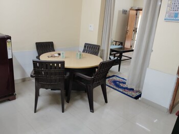 2 BHK Villa for Rent in Omicron Ii Greater Noida, Greater Noida