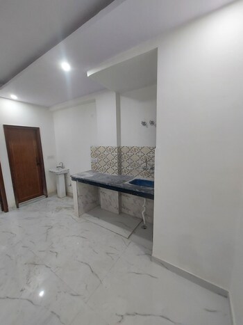 1.5 BHK Builder Floor for Rent in New Ashok Nagar, Delhi
