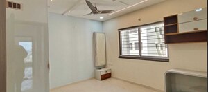 Room in 3 BHK Apartment at Frontline Seven, Kokapet – for Rent