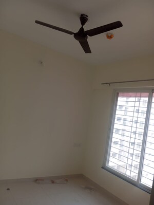 Room in 2 BHK Apartment at Kolte Patil Life Republic R 10, Hinjewadi – for Rent