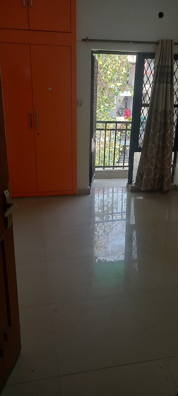 2 BHK Apartment For Rent in Ip Extension