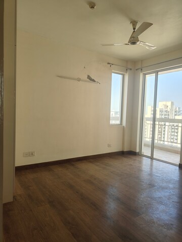 Room in 2.5 BHK Apartment at Alphacorp Gurgaon One 84, Sector 84 – for Sale