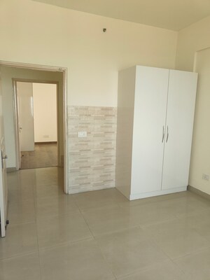 Room in 2.5 BHK Apartment at Alphacorp Gurgaon One 84, Sector 84 – for Sale