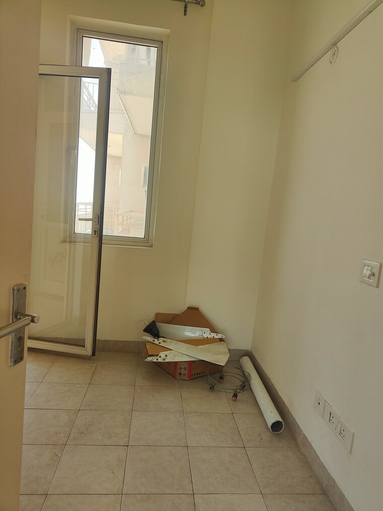 Bathroom, alphacorp-gurgaon-one-84 2.5 Bedroom 1534 Sq.Ft. Apartment In Sector 84 Gurgaon 10051558