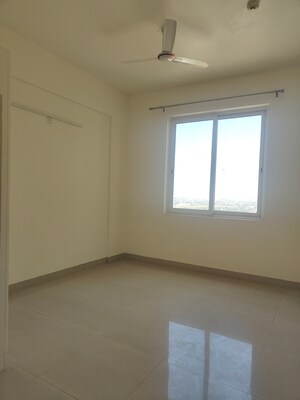 Room in 2.5 BHK Apartment at Alphacorp Gurgaon One 84, Sector 84 – for Sale