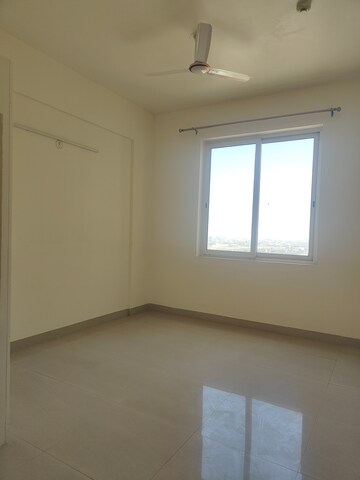 Room in 2.5 BHK Apartment at Alphacorp Gurgaon One 84, Sector 84 – for Sale