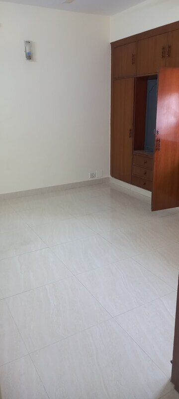 Master Bedroom in 3 BHK Apartment at Ip Extension – for Rent