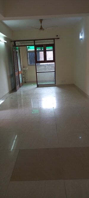 Living Room in 3 BHK Apartment at Ip Extension – for Rent