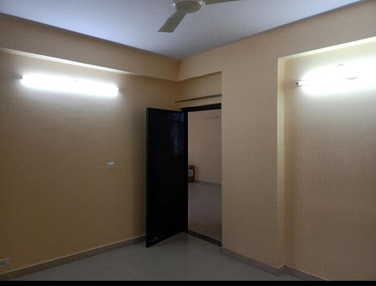 Room, bptp-park-grandeura 3 Bedroom 2032 Sq.Ft. Apartment In Sector 82 Faridabad 10051624