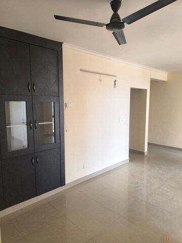 Room in 3 BHK Apartment at Terra Elegance, Alwar Bypass Road – for Sale