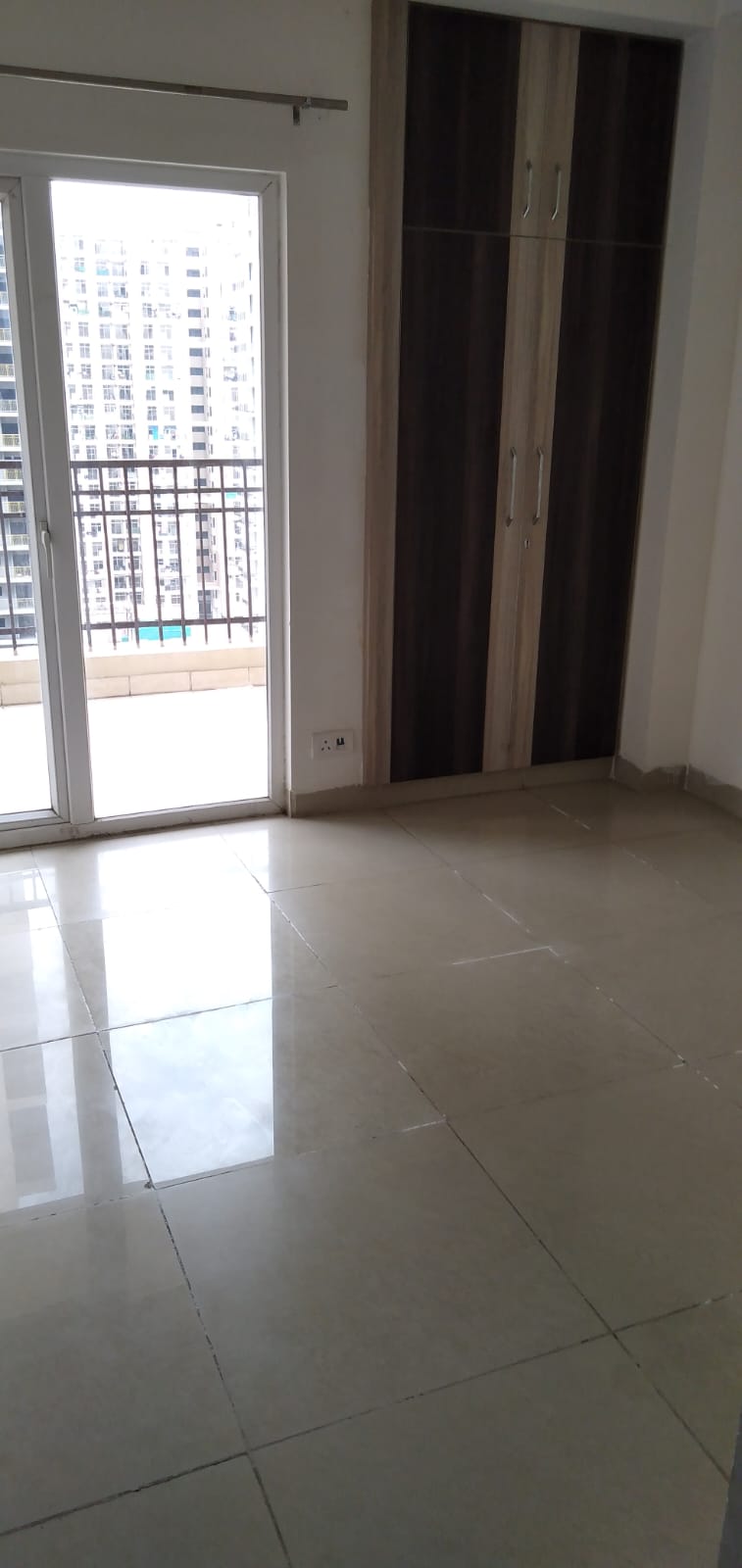 2 BHK + Extra Room Apartment For Rent in Amrapali Terrace Homes