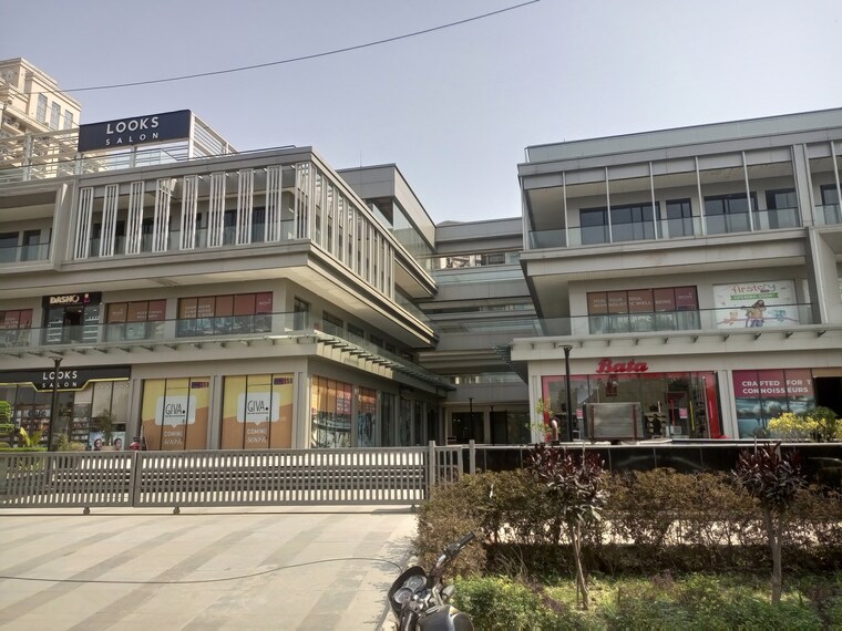 Exterior View, bhutani-city-center Commercial Shop 460 Sq.Ft. In Sector 150 Noida 10051670