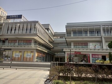  Shop – Exterior View View at Bhutani City Center, Sector 150 - for Sale
