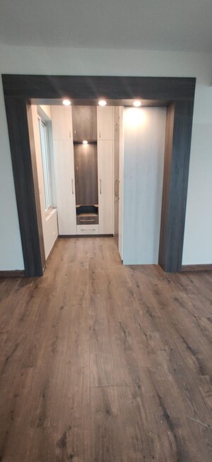 Room in 3.5 BHK Apartment at Emaar Palm Gardens, Sector 83 – for Sale