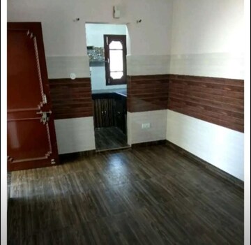 Living Room in 2 BHK Builder Floor at Sector 47 – for Rent