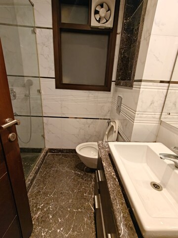 Balcony in 3 BHK Builder Floor at Panchsheel Enclave – for Rent