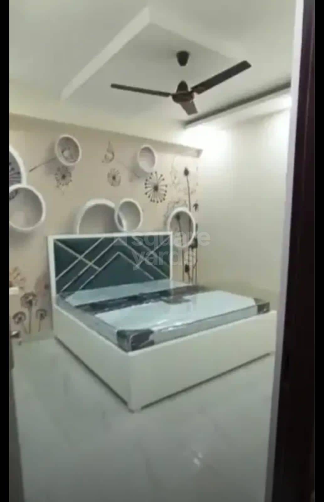 2 BHK + Pooja Room Apartment For Rent in Paras Tierea Duplex Apartments