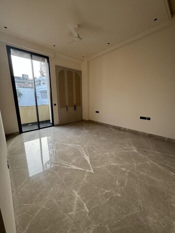 Room in 5 BHK Independent House at Greater Kailash I – for Sale