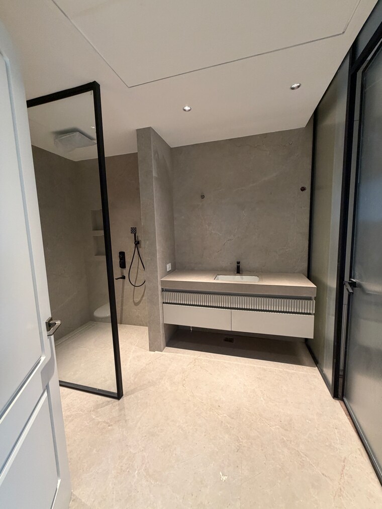 Bathroom, sector 91 6+ Bedroom 500 Sq.Yd. Independent House In Sector 91 Mohali 10051871