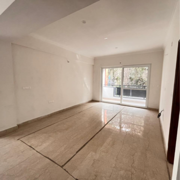 Room in 3 BHK Apartment at Cooke Town – for Rent