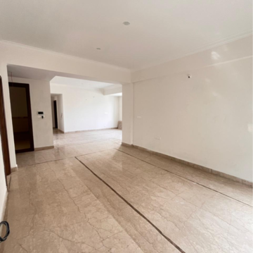 Room in 3 BHK Apartment at Cooke Town – for Rent