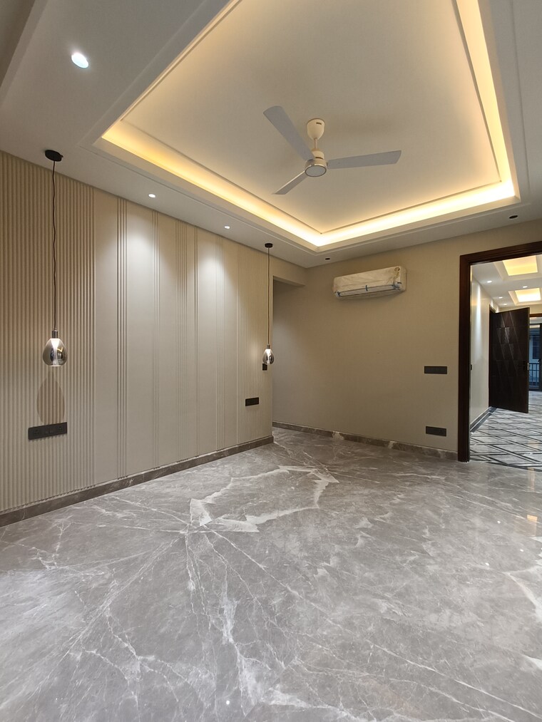 Bedroom, sushant lok i 3 Bedroom 1935 Sq.Ft. Builder Floor In Sushant Lok I Gurgaon 10051928