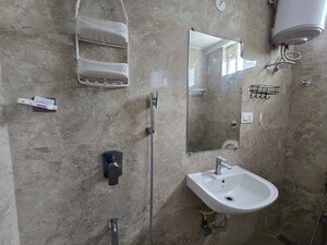 Bathroom in 3 BHK Builder Floor at Rajendra Nagar Sector 4 – for Sale