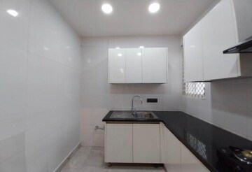 Kitchen in 3 BHK Builder Floor at Green Park – for Rent