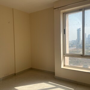 Room in 2 BHK Apartment at Unitech Escape, Rosewood City – for Rent