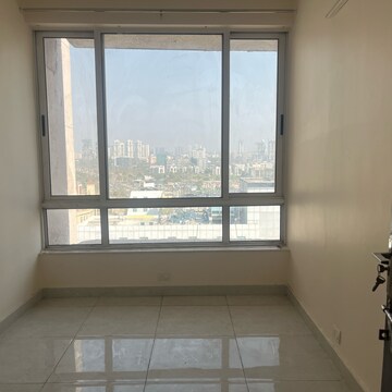 Room in 2 BHK Apartment at Unitech Escape, Rosewood City – for Rent