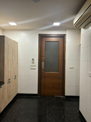 Building Lobby in 4 BHK Independent House at Central Secretariat – for Sale